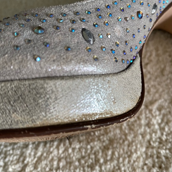 Formal dress heels - Picture 4 of 7